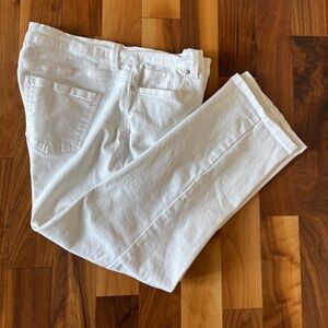 EUC Gloria Vanderbilt Amanda Straight Jeans, 16P Short, White, like New